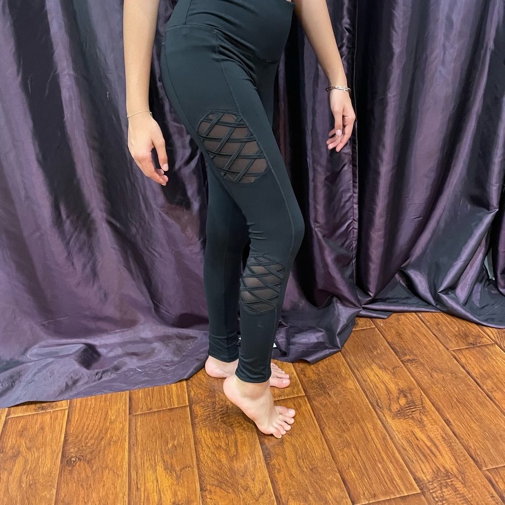 Black mesh, ribbon, yoga pants